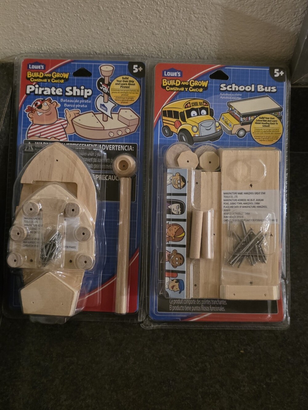 Lowe's Build and Grow Set School Bus and Pirate Ship Construction Kit Ages 5+